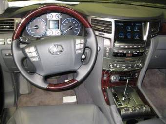 2009 Lexus LX570 Wallpapers