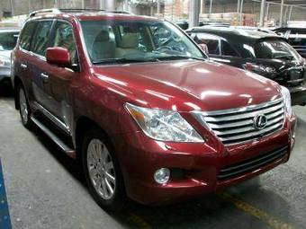 2010 Lexus LX570 Images