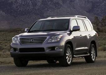 2010 Lexus LX570 Photos