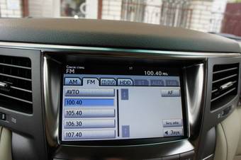 2010 Lexus LX570 Pictures
