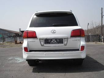 2010 Lexus LX570 Wallpapers