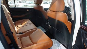 2011 Lexus LX570 Images