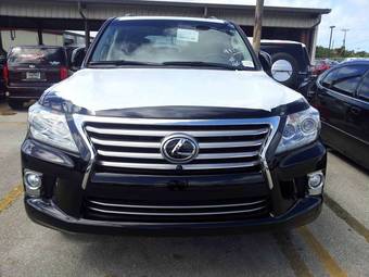 2012 Lexus LX570 Photos