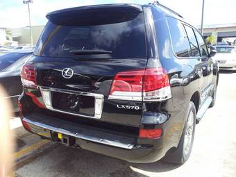 2012 Lexus LX570 Pictures