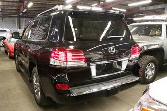 2012 Lexus LX570 Photos