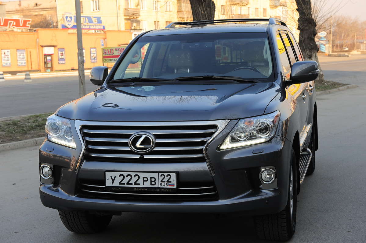 лексус 570 старый