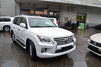 2012 Lexus LX570 Pictures