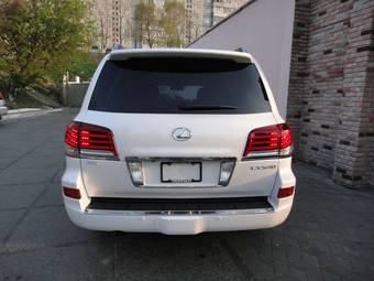 2012 Lexus LX570 Photos