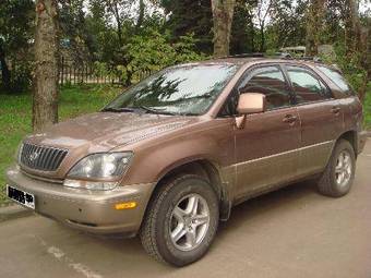 1998 Lexus RX300 Images