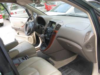 1998 Lexus RX300 Images