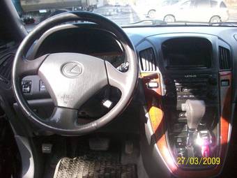 1999 Lexus RX300 Pictures