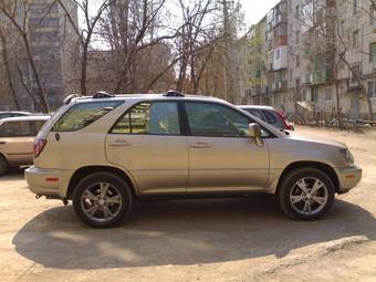 1999 Lexus RX300 Pictures