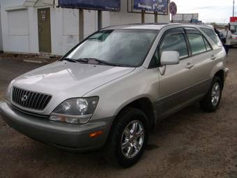 1999 Lexus RX300 Pictures