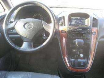 1999 Lexus RX300 Images
