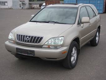 1999 Lexus RX300 Photos