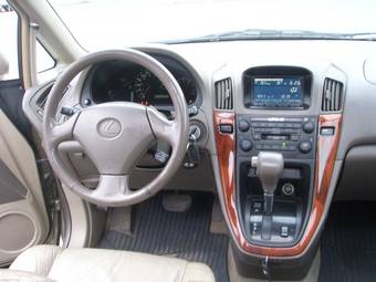 1999 Lexus RX300 Photos