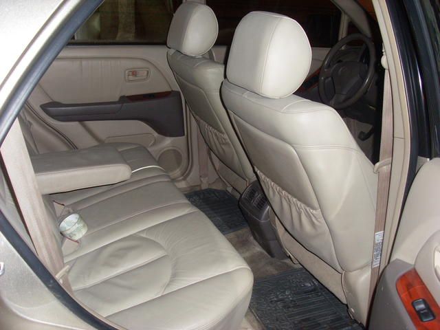 2000 Lexus RX300