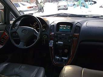 2000 Lexus RX300 Photos