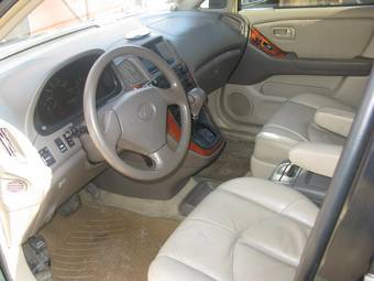 2000 Lexus RX300 Pictures