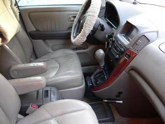 2000 Lexus RX300 Photos