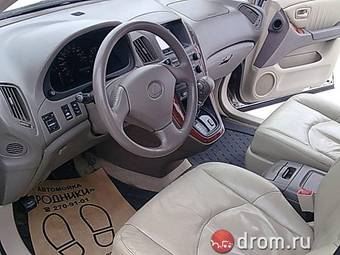 2000 Lexus RX300 Photos