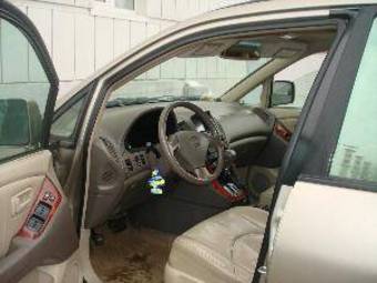 2000 Lexus RX300 Photos