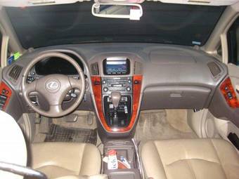 2000 Lexus RX300 Pics