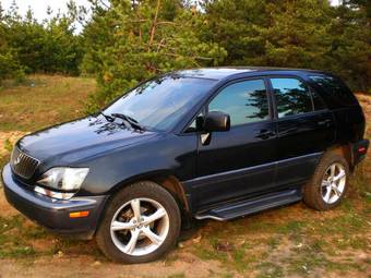 2000 Lexus RX300 Photos