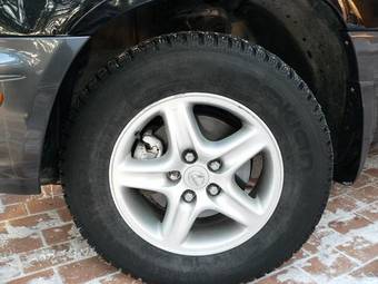 2000 Lexus RX300 Images
