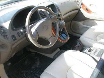 2000 Lexus RX300 Wallpapers