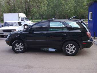2000 Lexus RX300 Photos