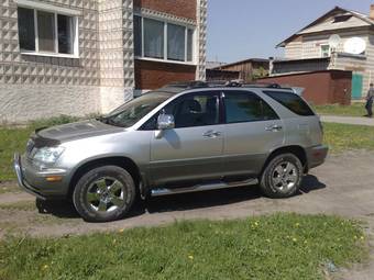 2000 Lexus RX300 Photos