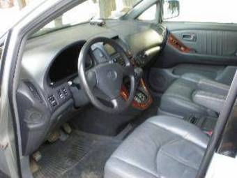 2000 Lexus RX300 Photos