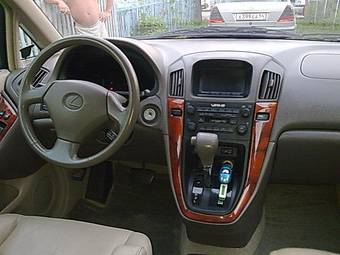 2000 Lexus RX300 Pictures