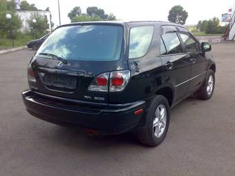 2000 Lexus RX300 Pictures