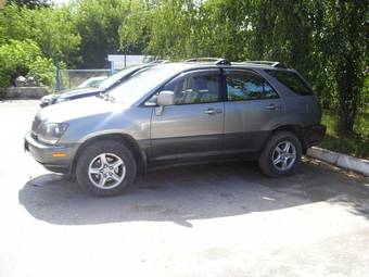 2000 Lexus RX300 Photos