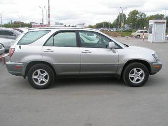 2000 Lexus RX300 Pictures