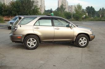 2000 Lexus RX300 Pictures