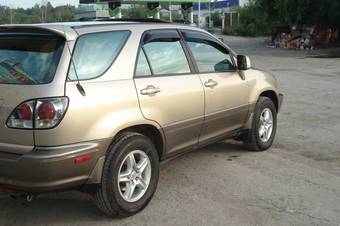 2000 Lexus RX300 Photos