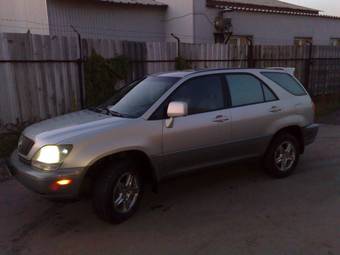 2000 Lexus RX300 Pictures