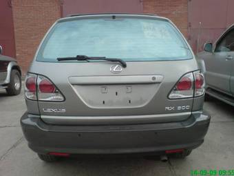 2000 Lexus RX300 Images