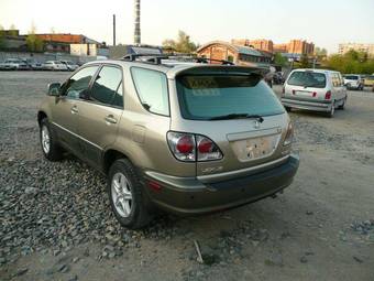 2001 Lexus RX300 Photos