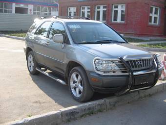 2001 Lexus RX300 Photos