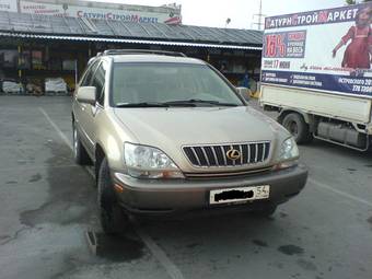 2001 Lexus RX300 Pics