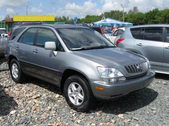 2001 Lexus RX300 Photos