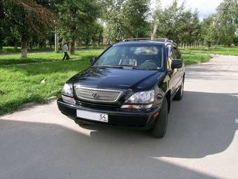 2001 Lexus RX300 Pics