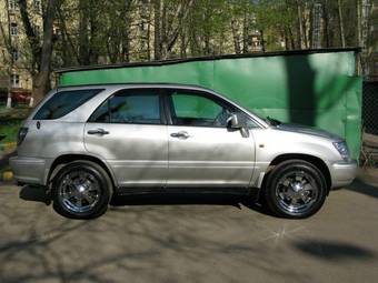 2001 Lexus RX300 Pics