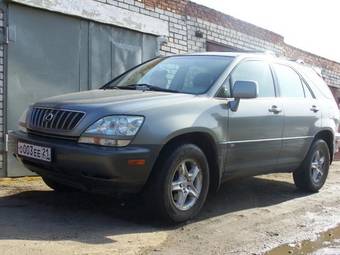 2002 Lexus RX300 Pics