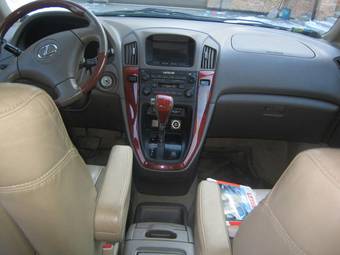 2002 Lexus RX300 Pictures