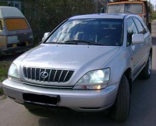 2002 Lexus RX300 Wallpapers